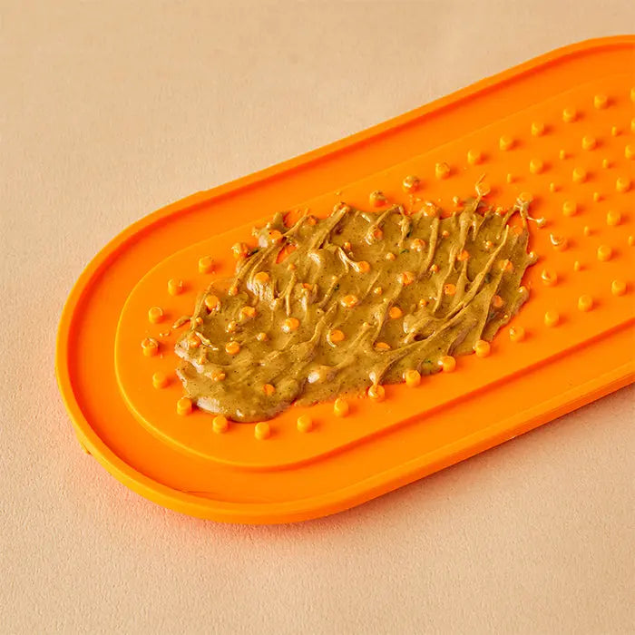 Oval - Shaped Poochie Butter Licking Pad with Suction Cups for Pets