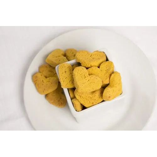 Delicious Goodness Gracious 8 - ounce Roasted Chicken and Mild Cheddar Dog Biscuit Cookies