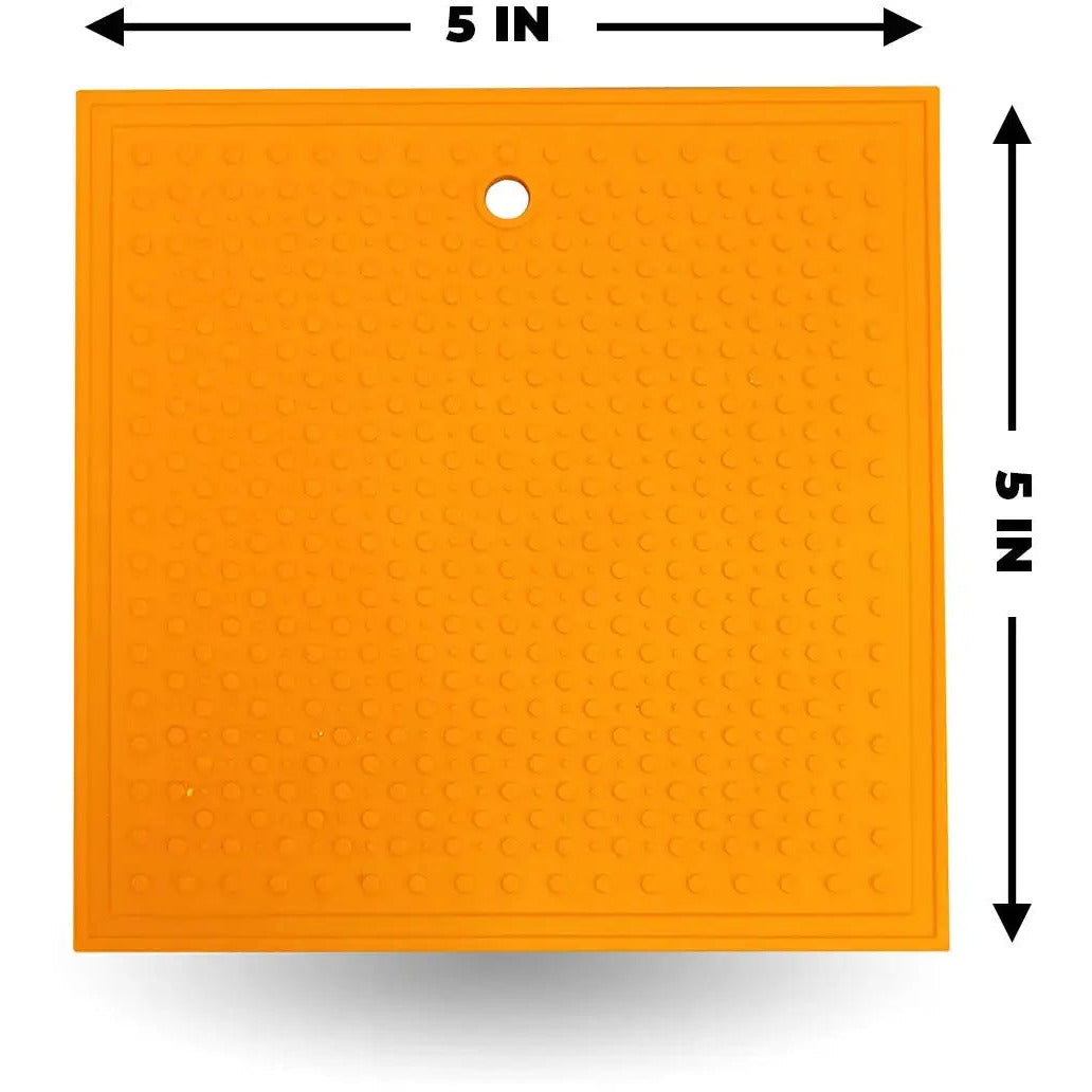 Anxiety-Relieving Poochie Butter Lick Pad with Suction Cup for Pets