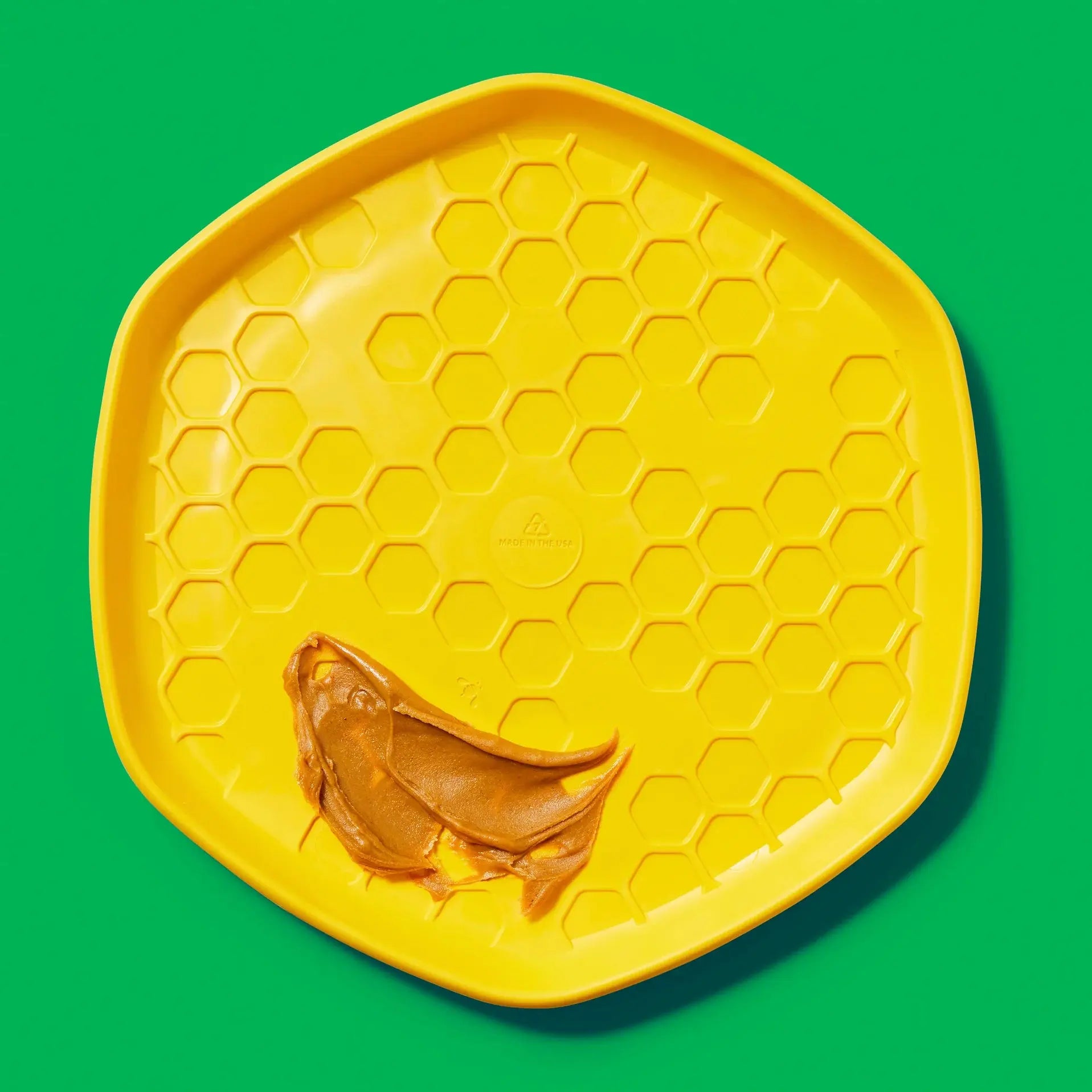 Project Hive Pet Company's Innovative Hive Dog Disc Lick Pad - A Versatile and Safe Dog Toy